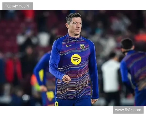 莱万欧冠生涯已攻破35队大门，仅次于梅西和C罗